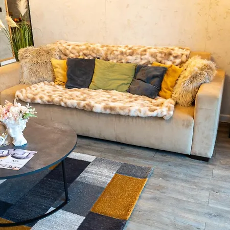 Mohost Silver D - Luxury Mountain *